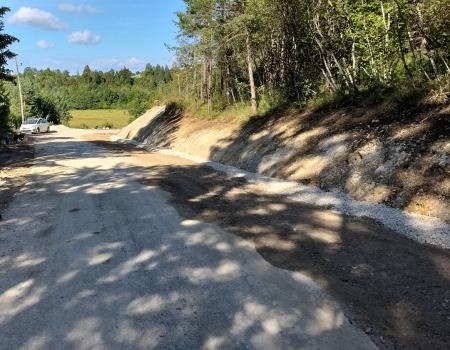 Dela na cesti pri Otonici 02 Foto Boštjan Otoničar.jpg